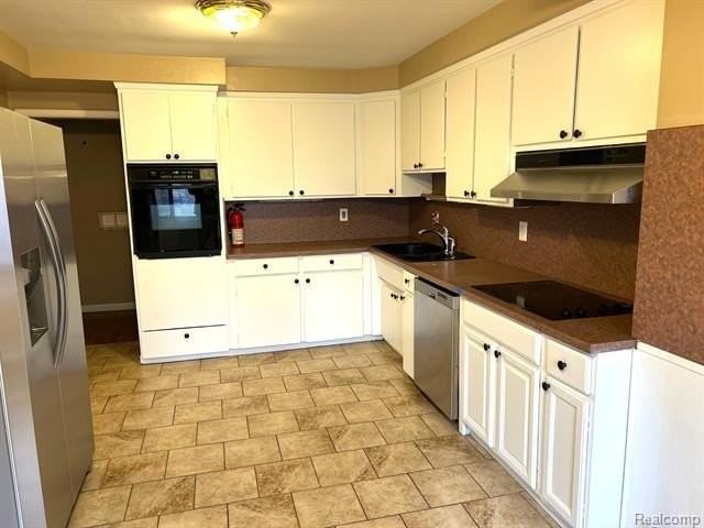 15251 Rosemary Blvd - Photo 2 of 16