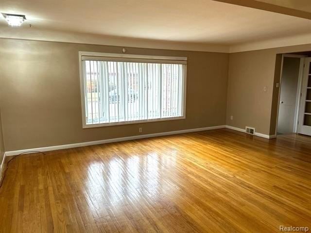 15251 Rosemary Blvd - Photo 6 of 16