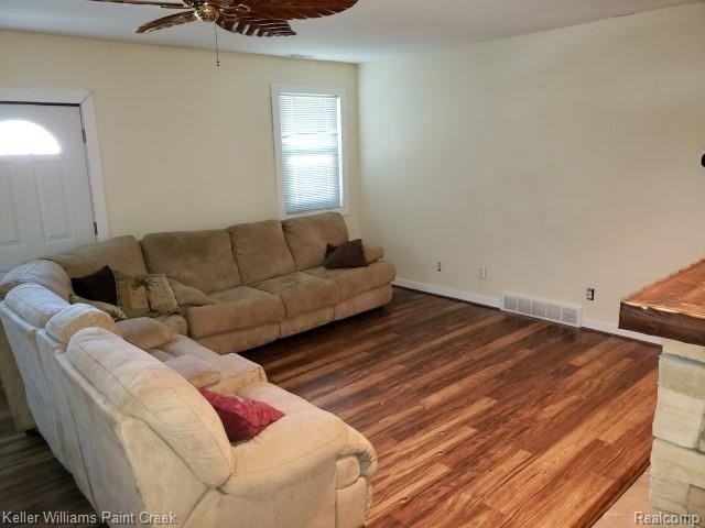 5615 John R Rd - Photo 7 of 31