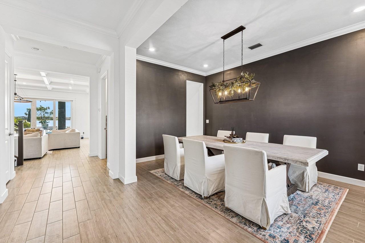 923 Hookline Cir - Photo 6 of 50