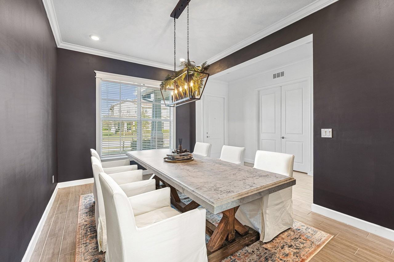 923 Hookline Cir - Photo 7 of 50