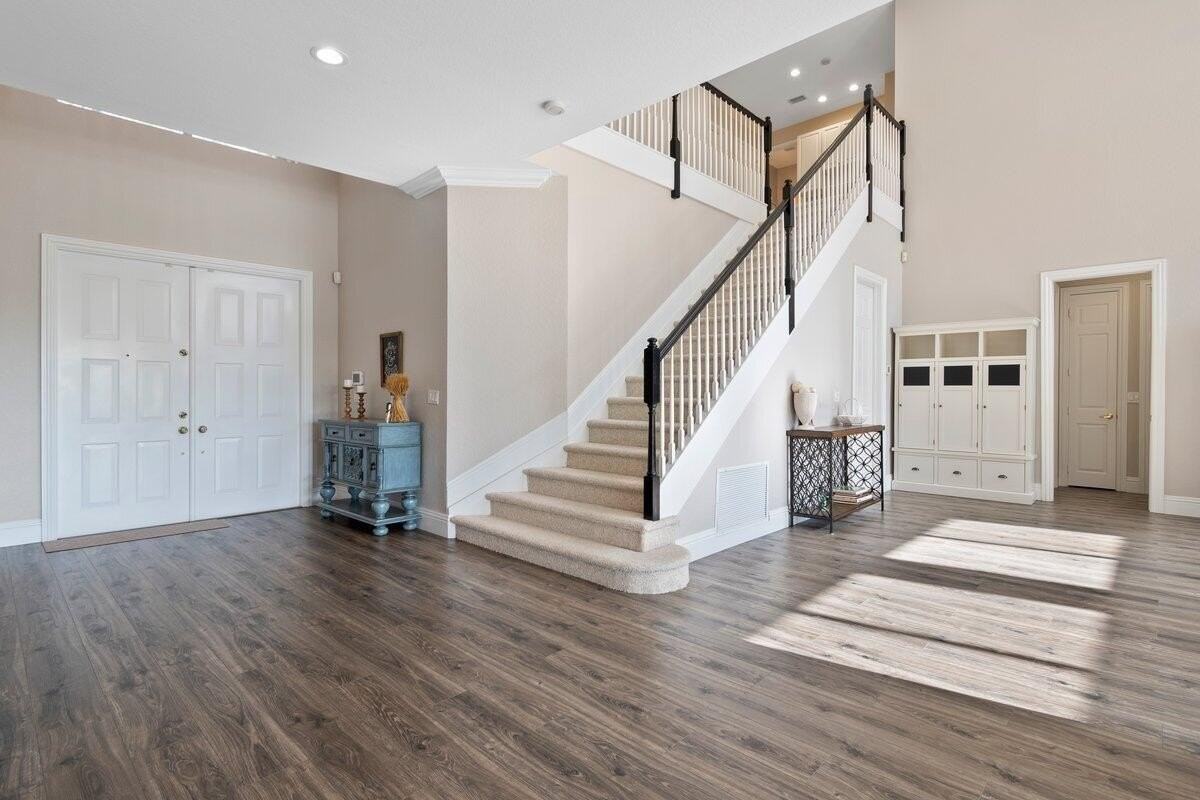 11520 Paradise Cove Ln - Photo 4 of 50