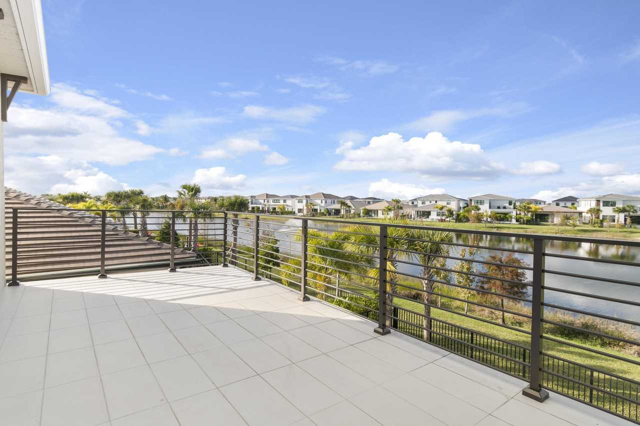 12510 Solana Bay Cir - Photo 2 of 38