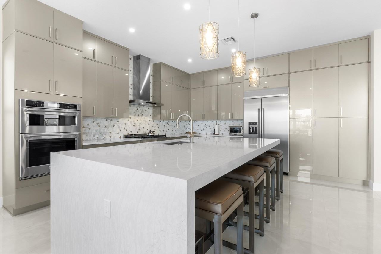 12510 Solana Bay Cir - Photo 3 of 38