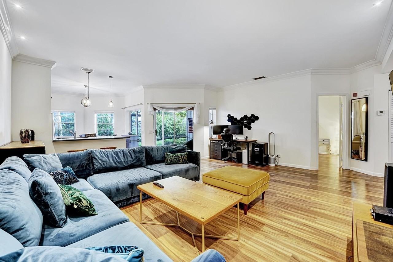 6555 Via Regina - Photo 4 of 31