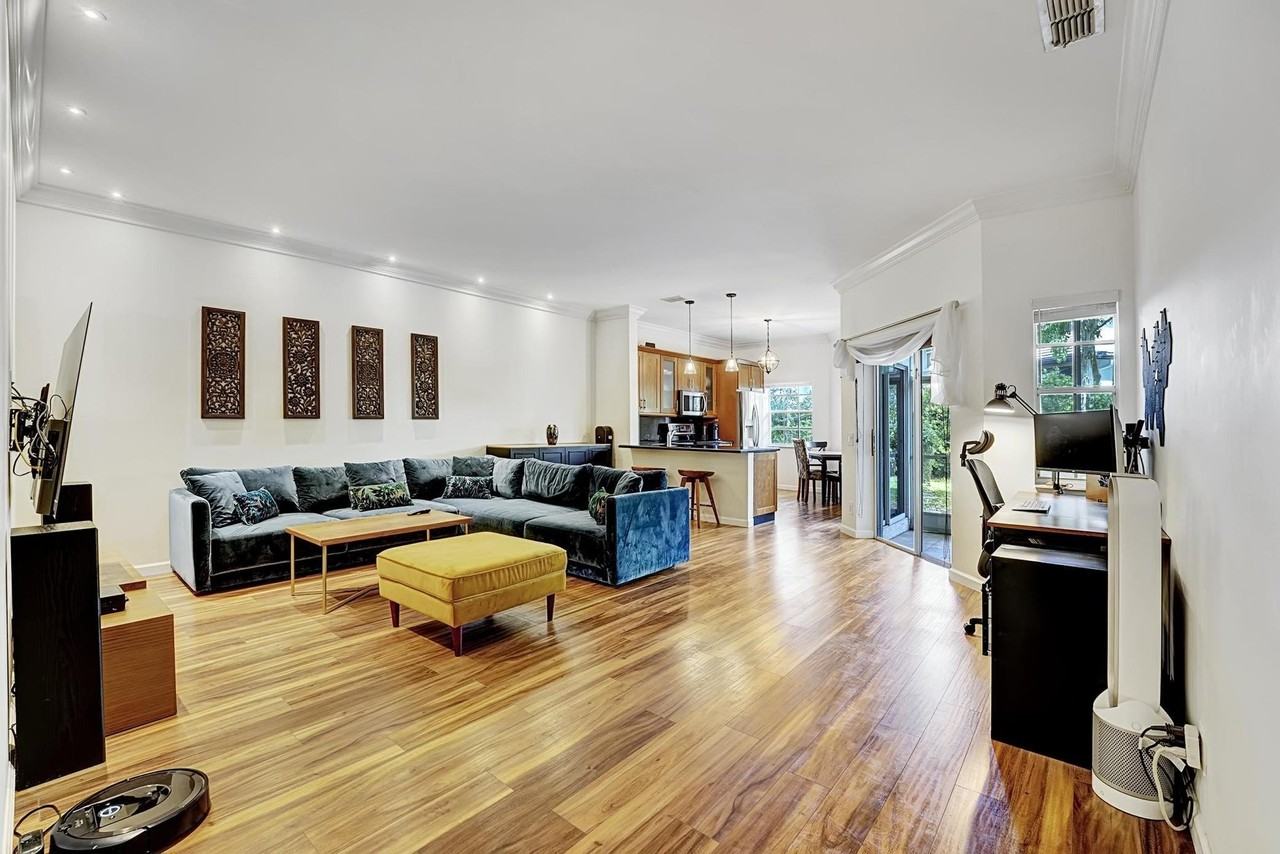 6555 Via Regina - Photo 5 of 31