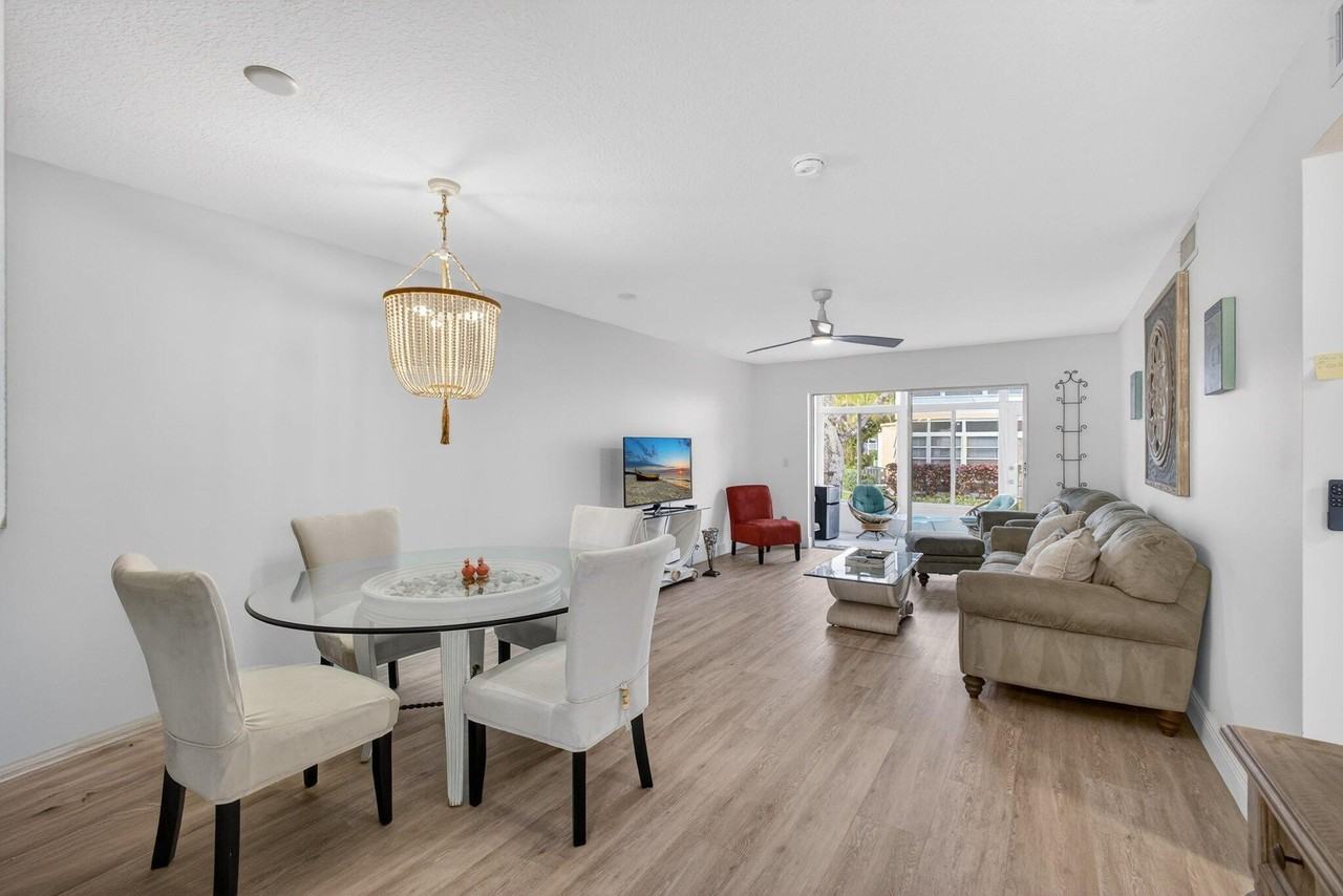 2950 SE Ocean Blvd Boulevard - Photo 5 of 31