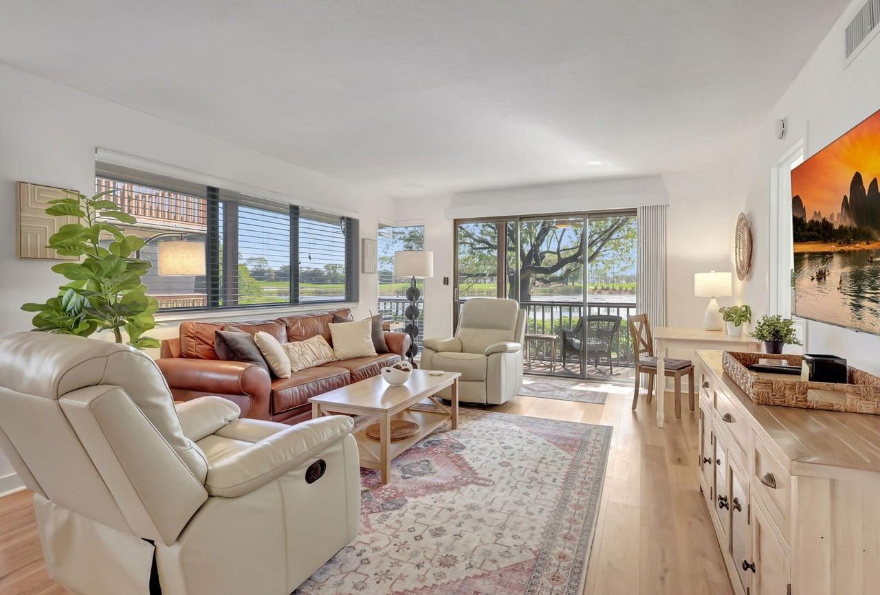 334 Brackenwood Cir - Photo 6 of 50