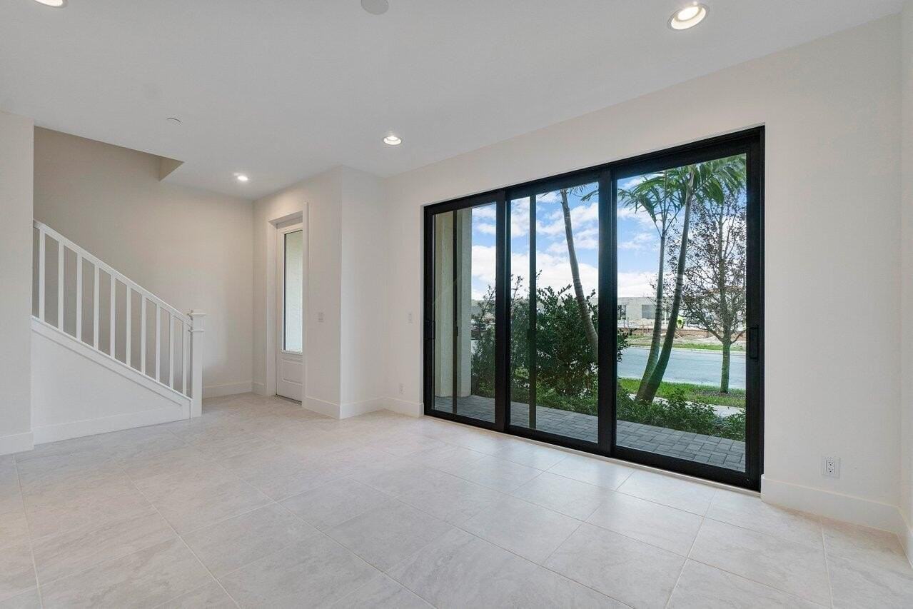 5320 Sagan Ln - Photo 4 of 45