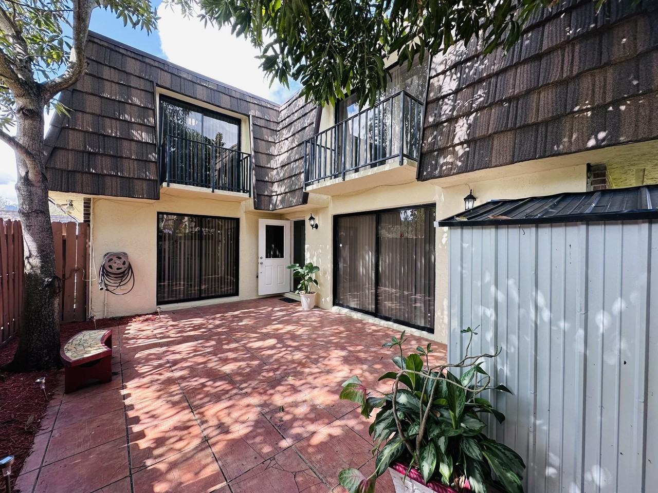 1534 Forest Lakes Cir #B - Photo 6 of 18