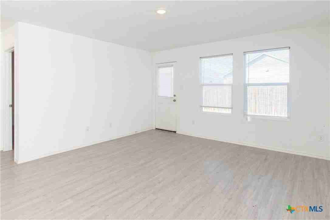 5812 San Geronimo - Photo 4 of 23