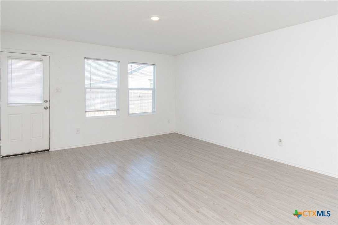 5812 San Geronimo - Photo 5 of 23