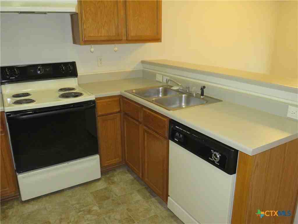 5804 Hamza Cir - Photo 7 of 18