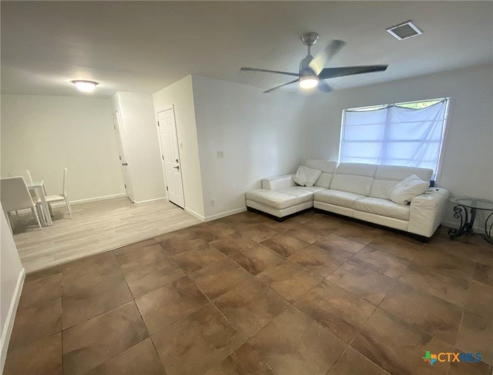 2701 Scott Blvd - Photo 4 of 21