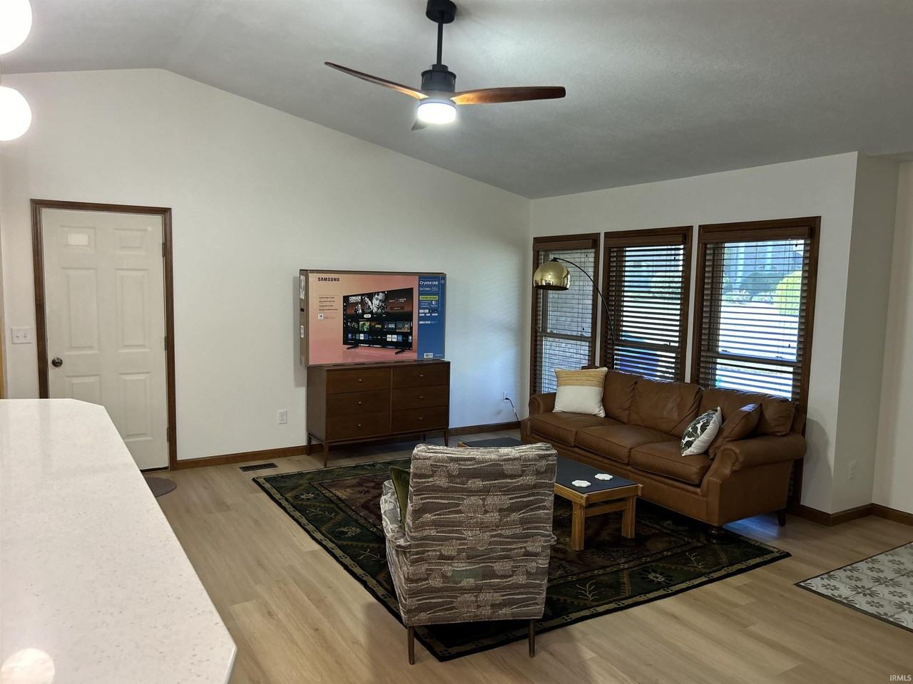 6166 River Bluff Dr - Photo 6 of 19