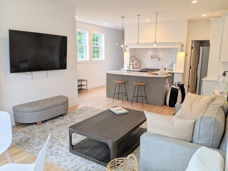 137 Almy St - Photo 3 of 25