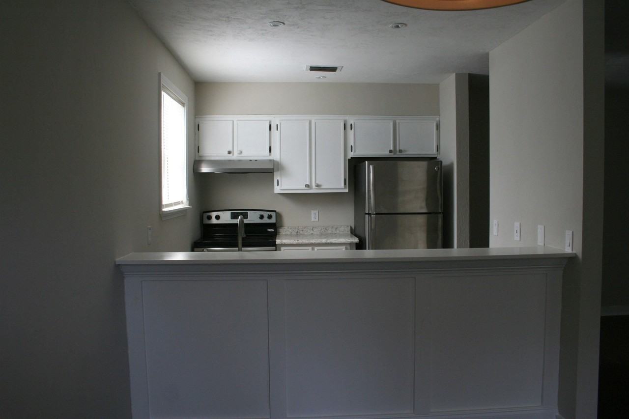 2308 Sylvan Ct Apt C #C - Photo 5 of 15