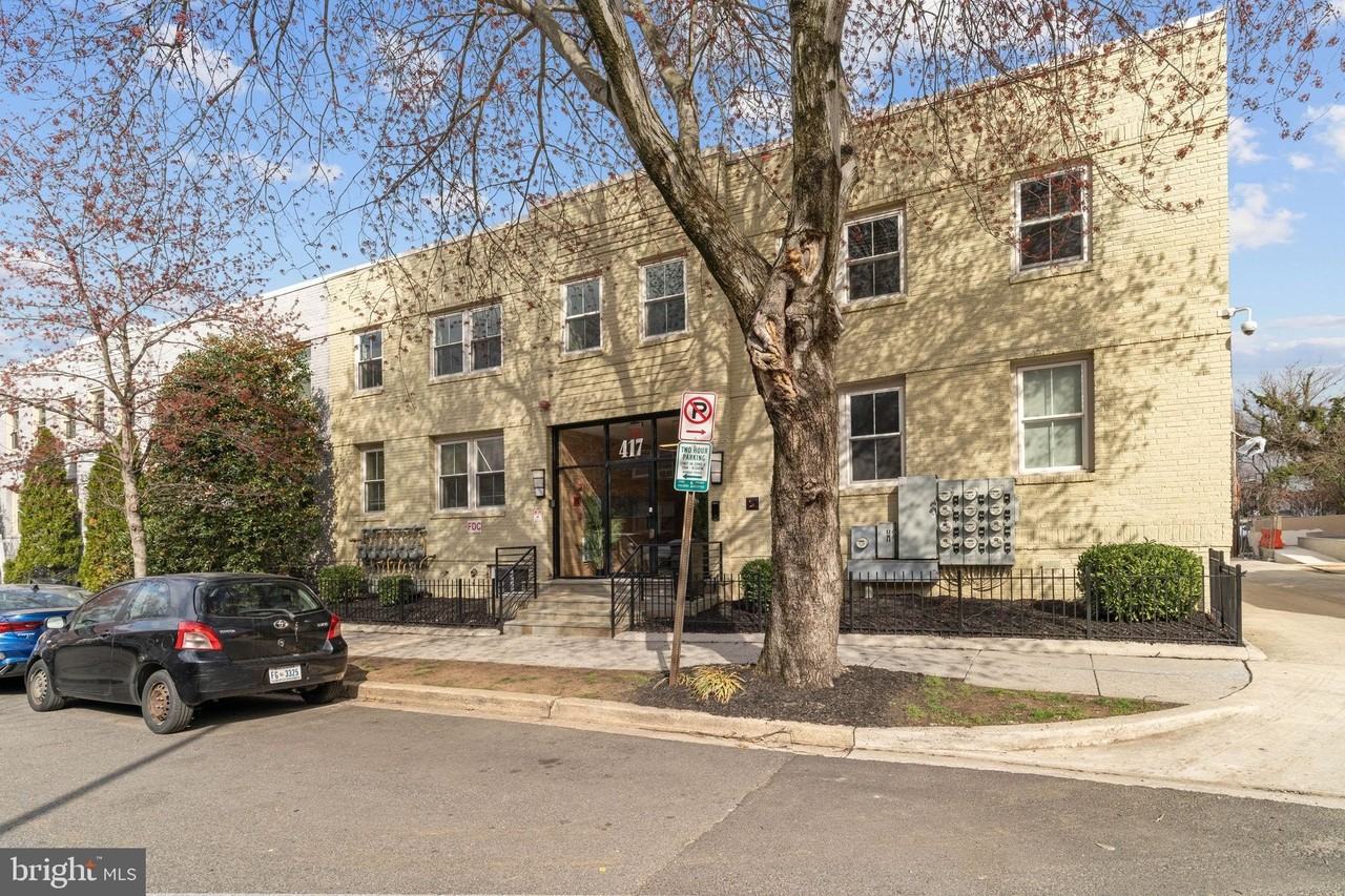 417 18th St Ne Apt 103 #103 - Photo 5 of 40