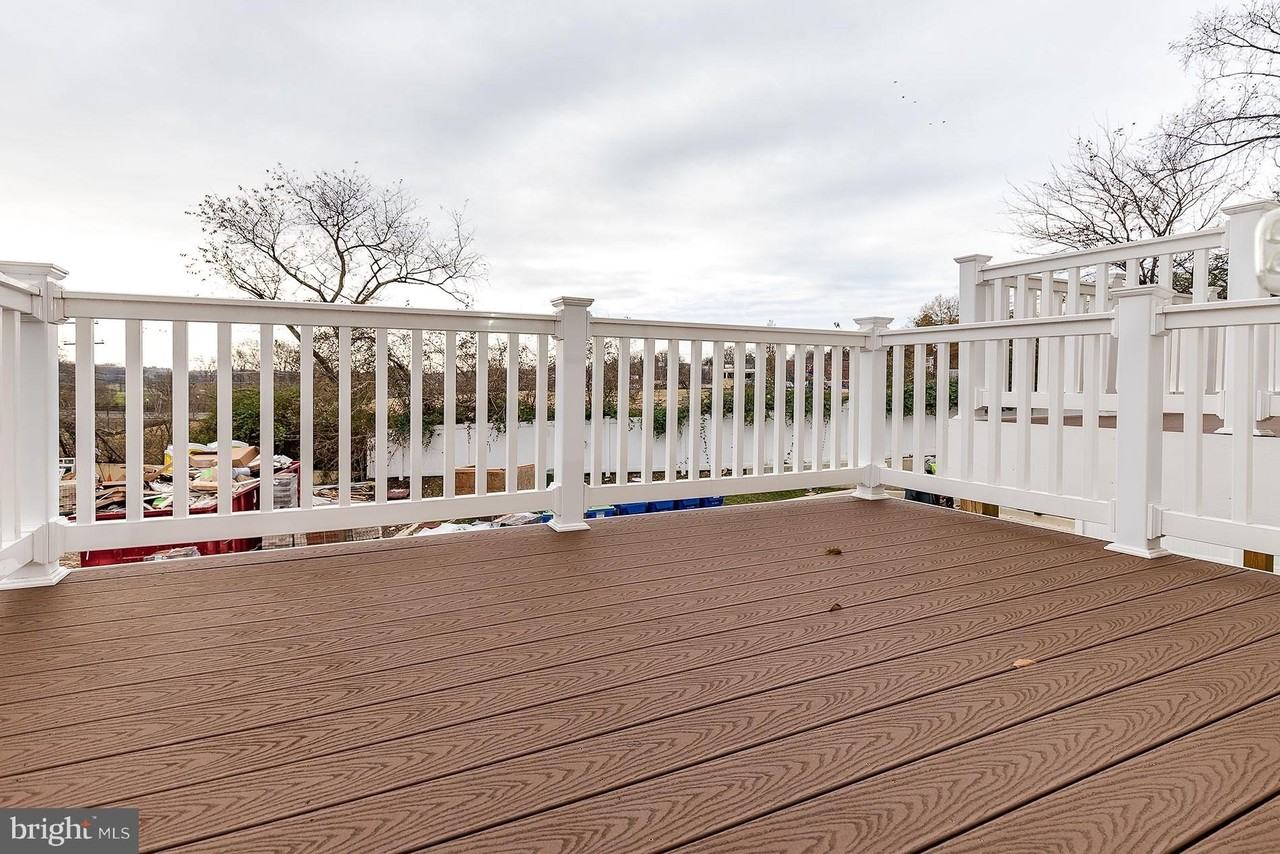 3437 10th Pl Se - Photo 7 of 31