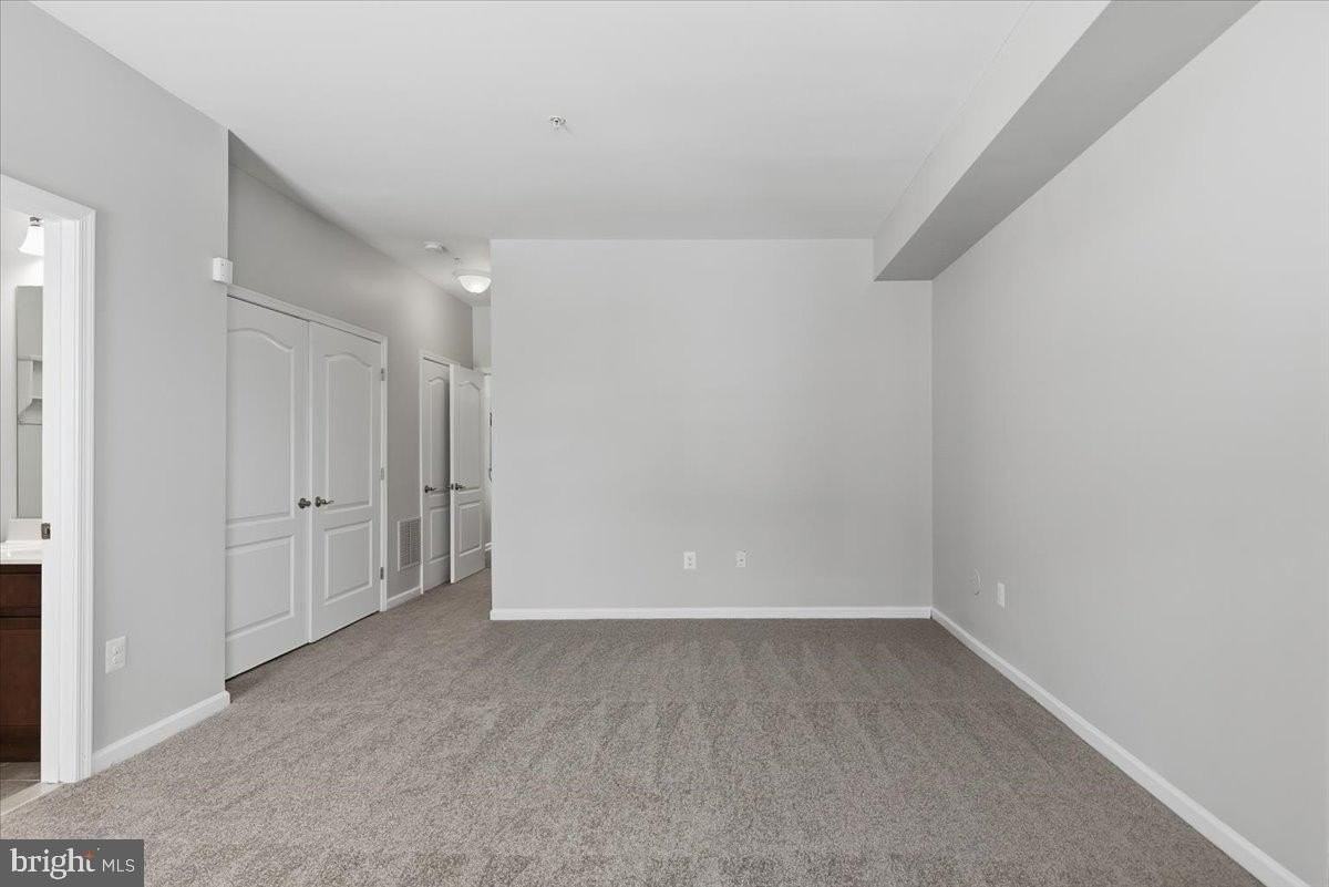 9558 John Locke Way - Photo 7 of 33