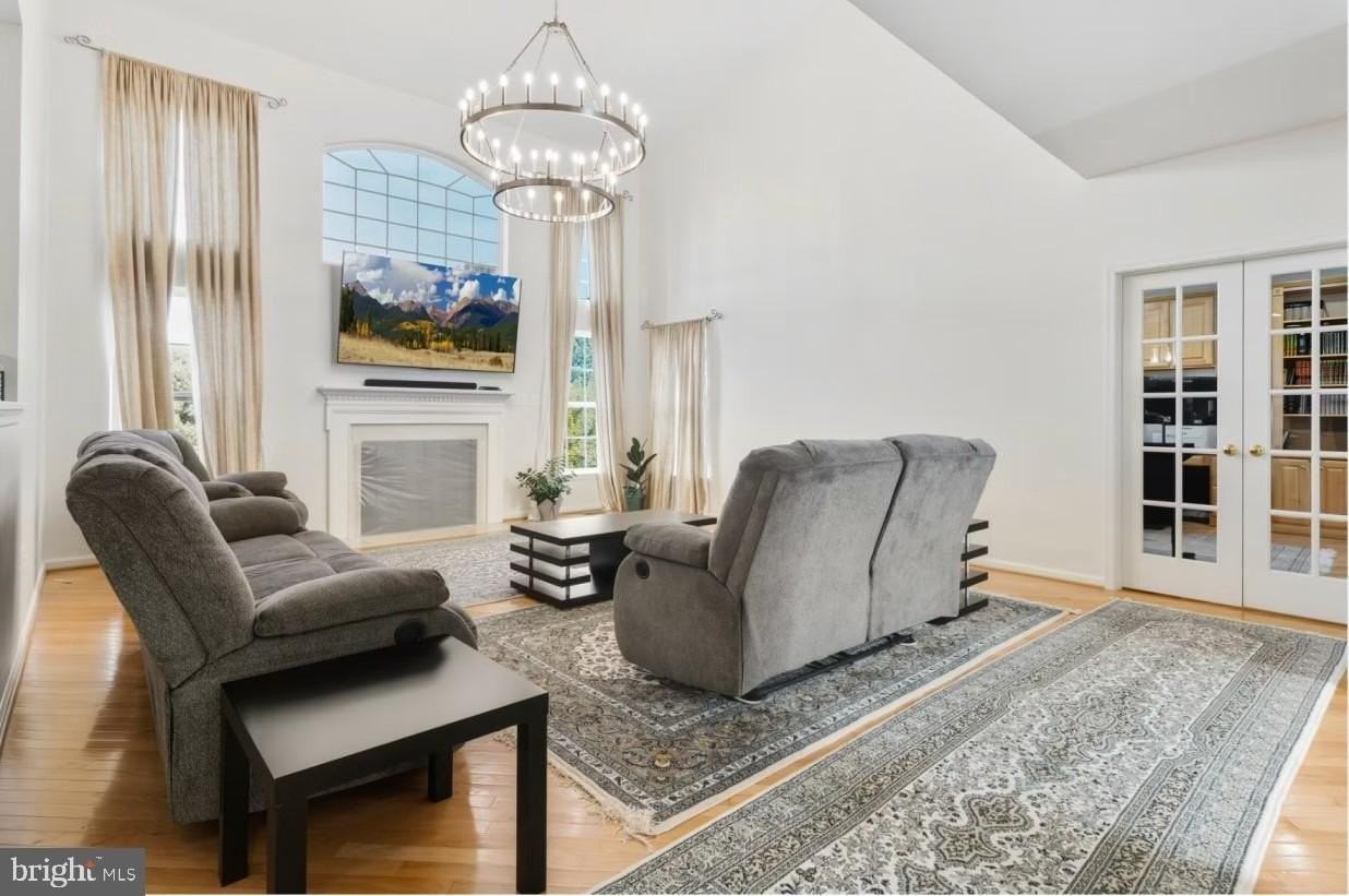 14301 Autumn Crest Rd - Photo 4 of 40