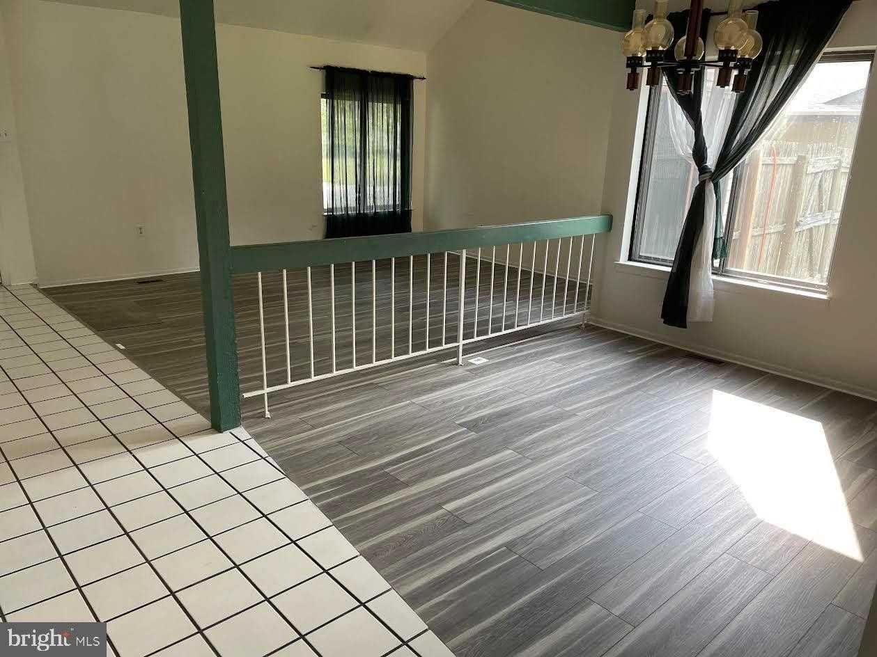 Tulip Dr - Photo 2 of 12