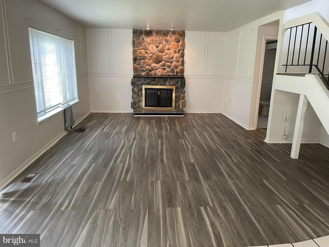 Tulip Dr - Photo 5 of 12