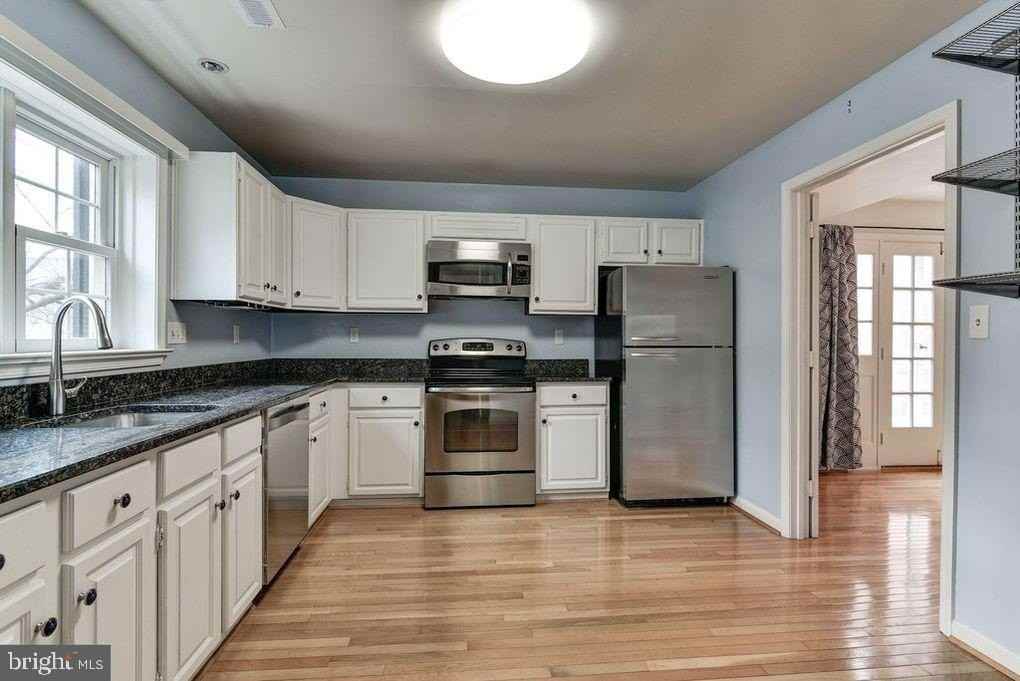 4912 Bradley Blvd - Photo 2 of 18