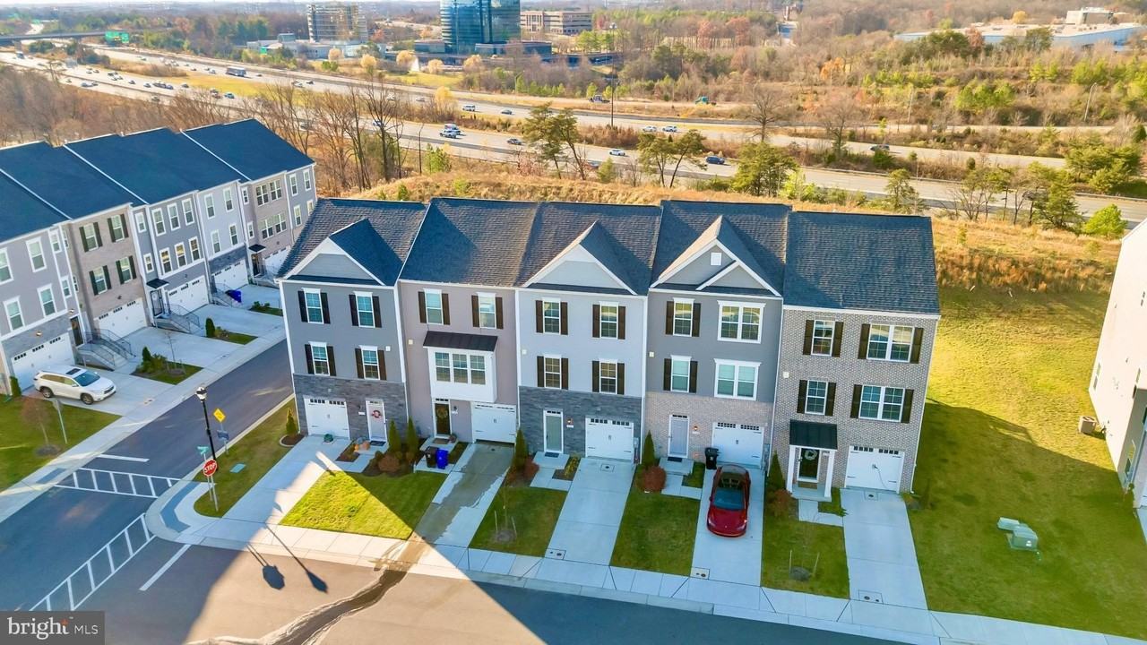 1106 Overlook Way - Photo 2 of 50