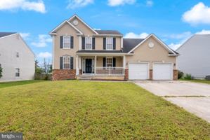 featured image of 10 Tupelo Ln