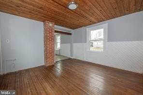 714 Buck Ln - Photo 5 of 22