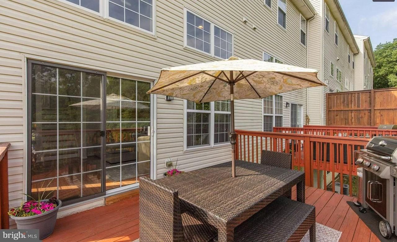 423 Fort Hill Cir - Photo 6 of 32