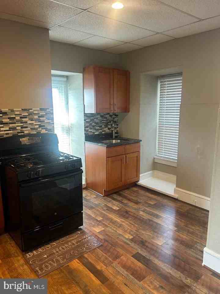 349 Main St - Photo 2 of 6