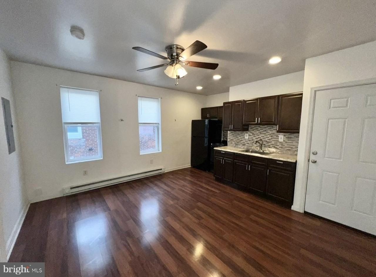 2106 E Chelten Ave Apt 3 #3 - Photo 2 of 12