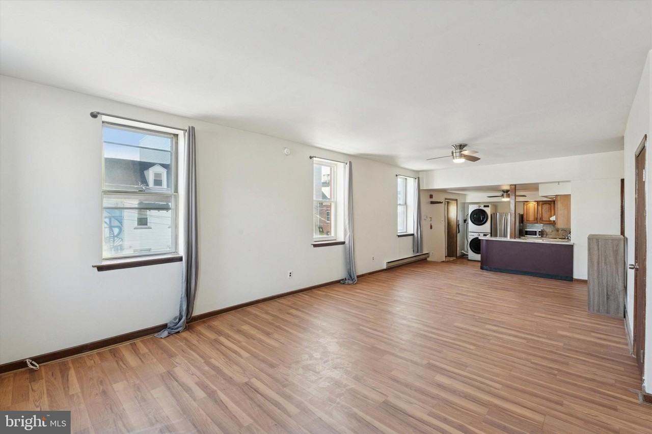 632 E Girard Ave - Photo 3 of 15