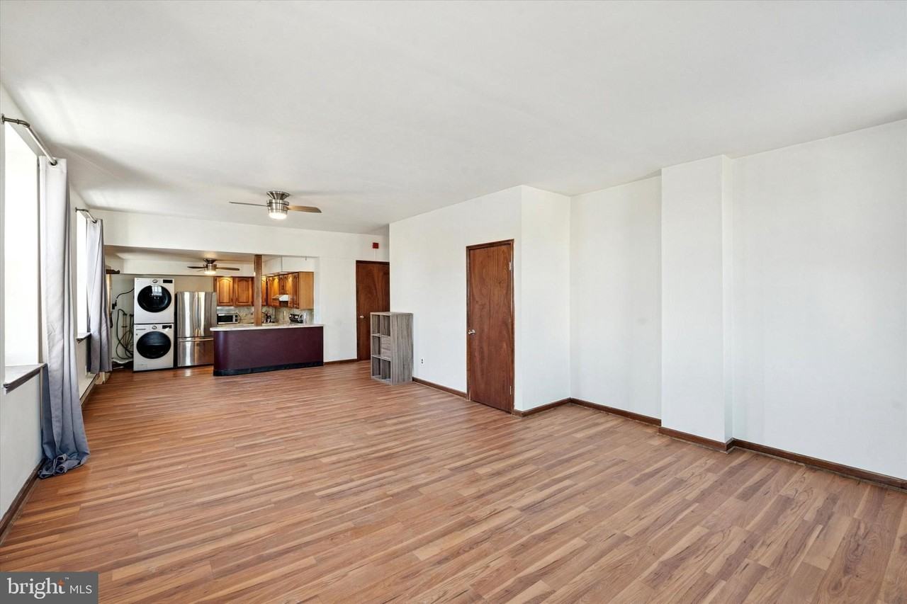 632 E Girard Ave - Photo 4 of 15