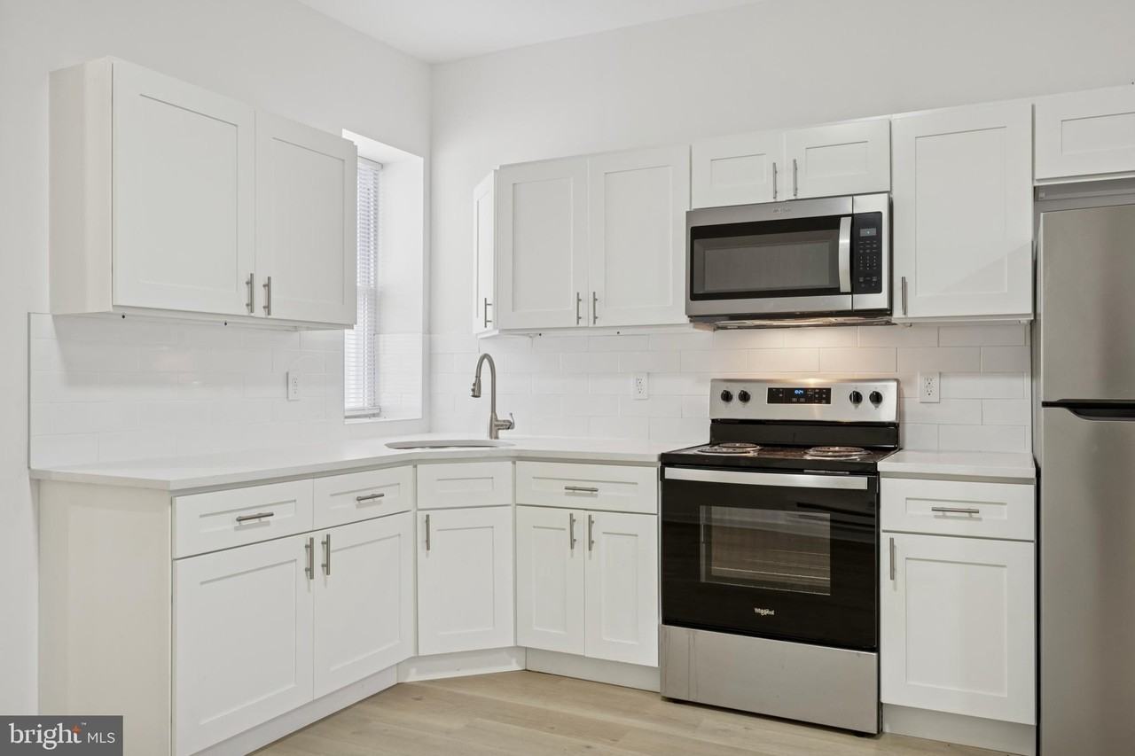 278 S 60th St - Photo 6 of 20