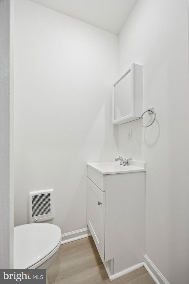 278 S 60th St - Photo 7 of 20