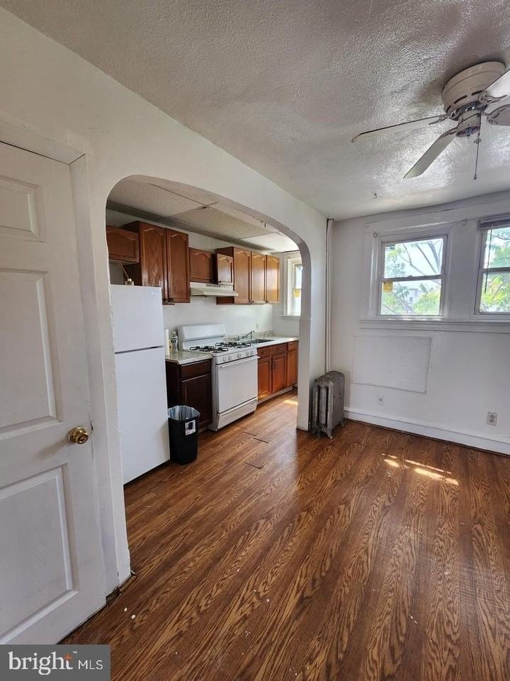 2108 Scattergood St - Photo 5 of 13