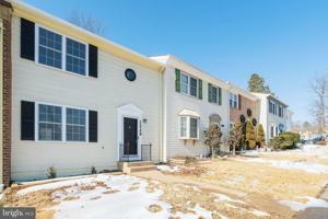 featured image of 12346 Woodlawn Ct