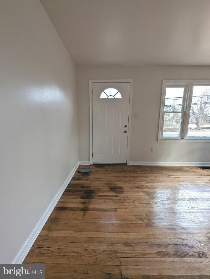 6520 Old Carolina Rd - Photo 3 of 38