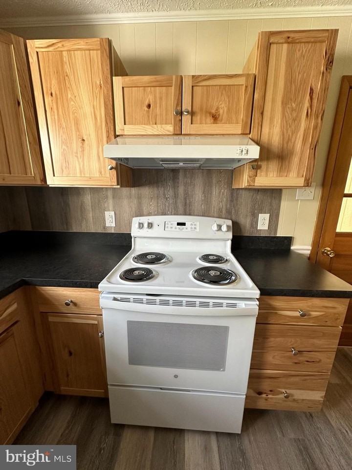 14149 S Middle Rd - Photo 5 of 30