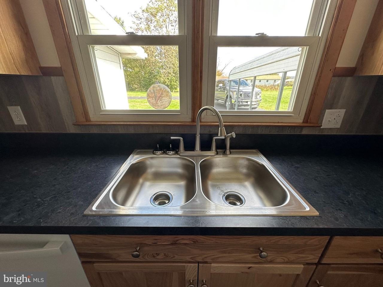 14149 S Middle Rd - Photo 6 of 30