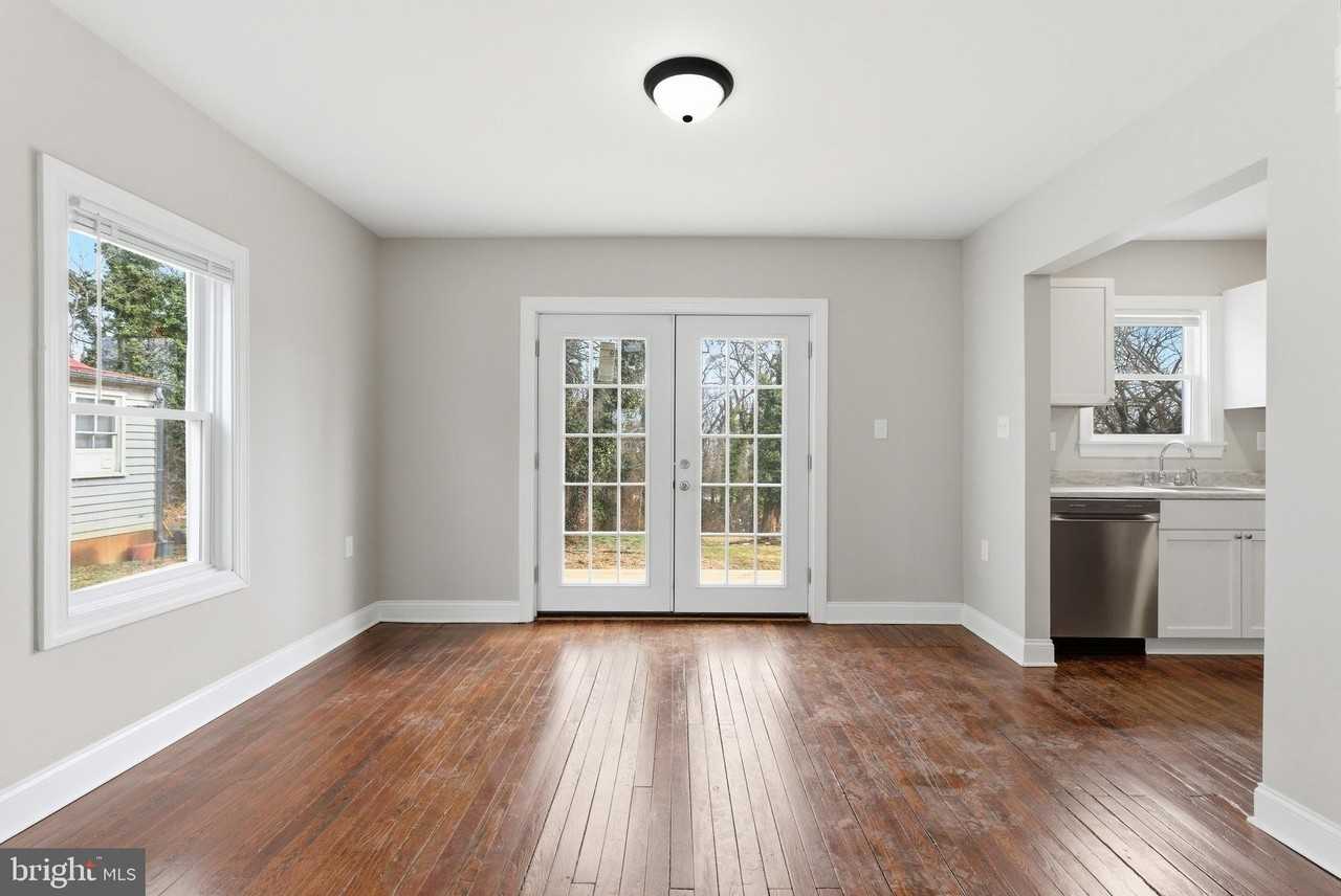 520 S Kent St - Photo 7 of 35