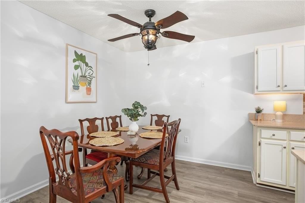 2260 Sunderland Rd #82W - Photo 7 of 20