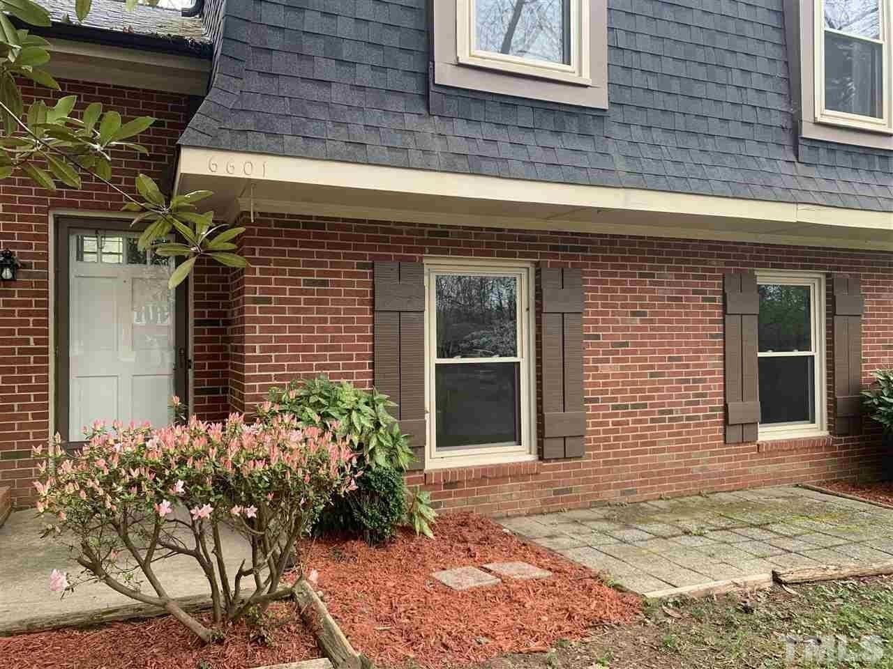 6601 Malibu Dr - Photo 2 of 21