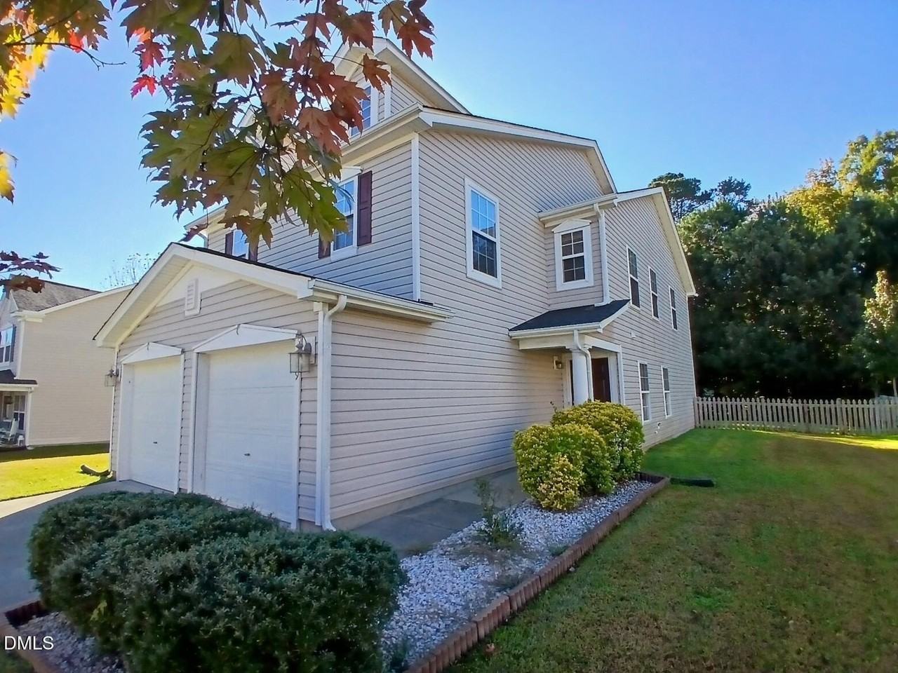 719 Obsidian Way - Photo 2 of 37