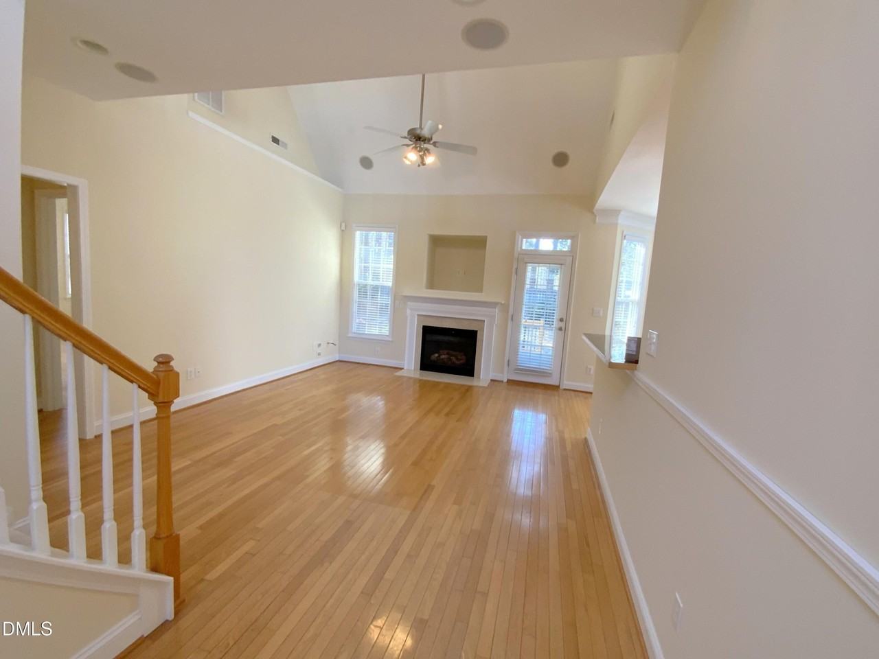 2307 Woodwyck Way - Photo 5 of 38