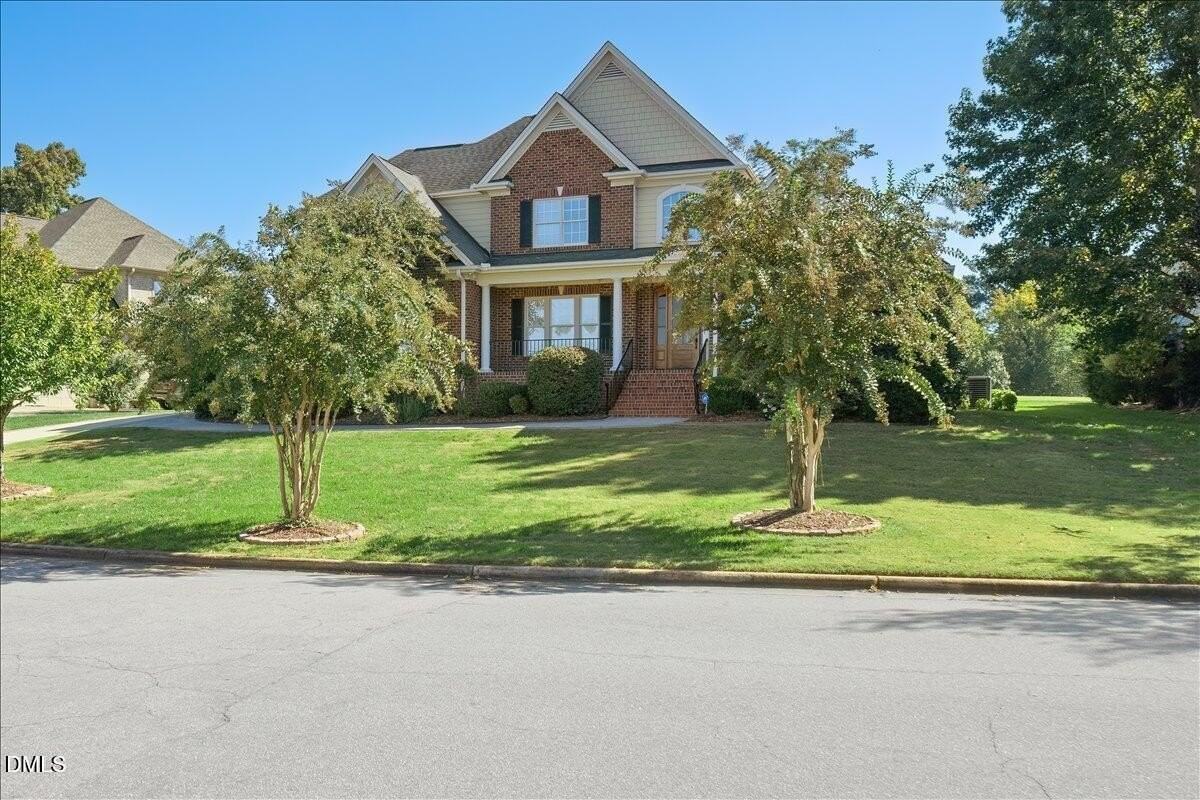 324 Waterville St - Photo 2 of 50