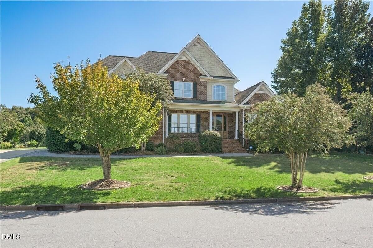 324 Waterville St - Photo 3 of 50